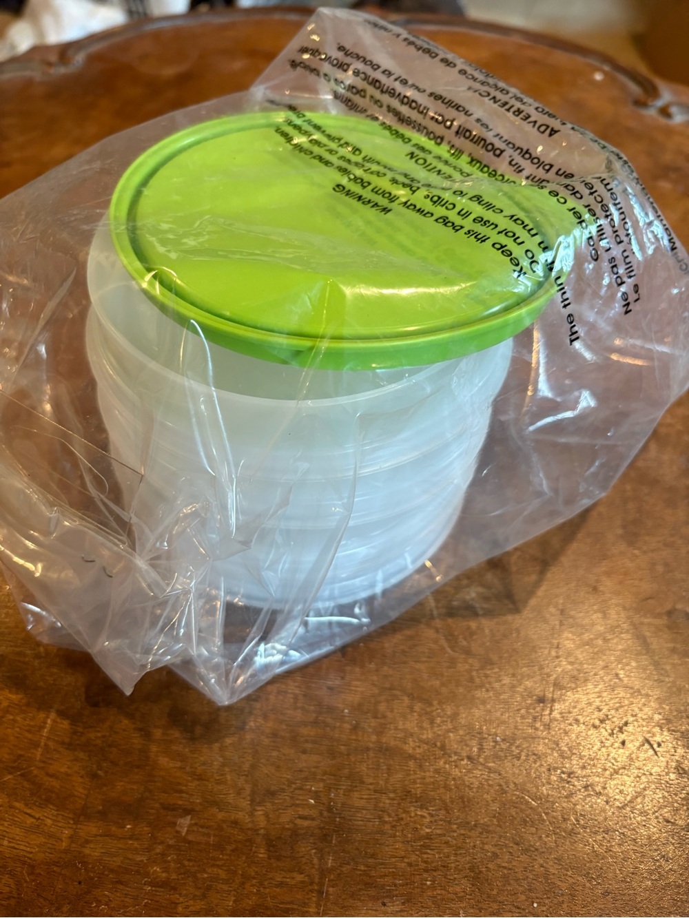 Tupperware Burger keeper